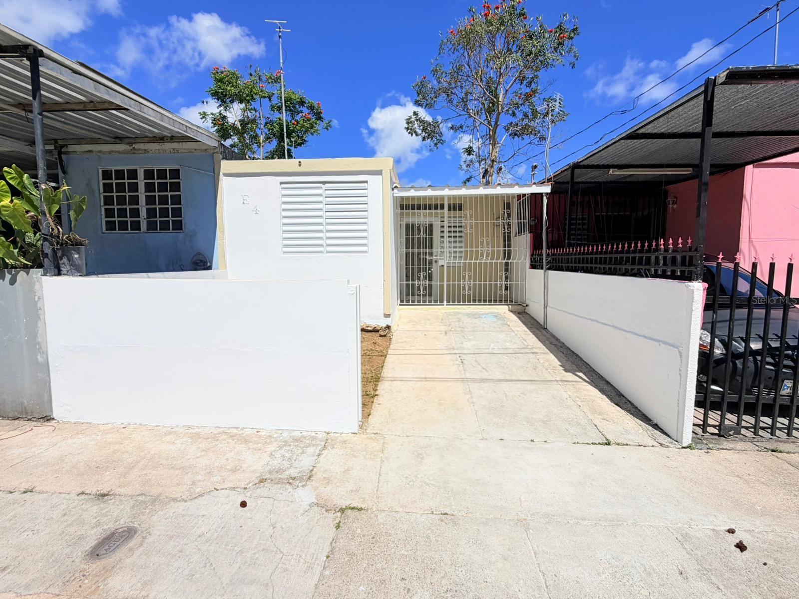 Photo of 4 CALLE CAROLINA PR 00987