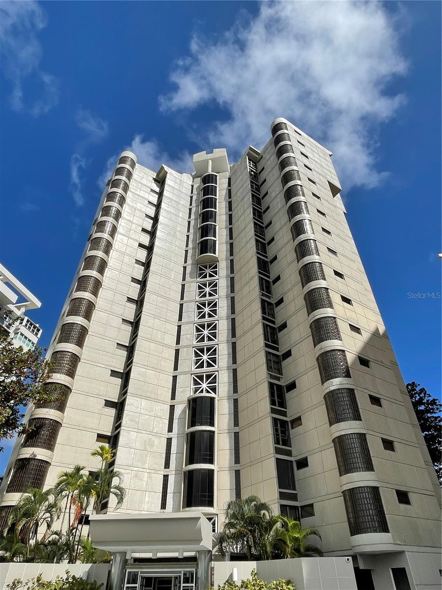 Photo of Plaza Atlantico AVE ISLA VERDE #1002 CAROLINA PR 00979