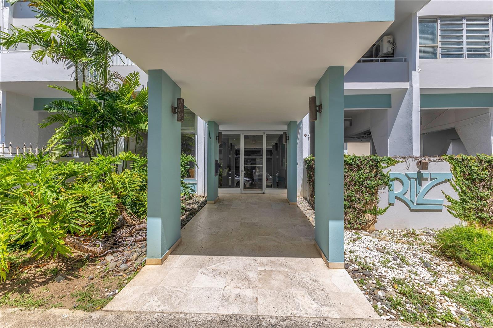 Photo of 14 CALLE MARSEILLES SAN JUAN PR 00907