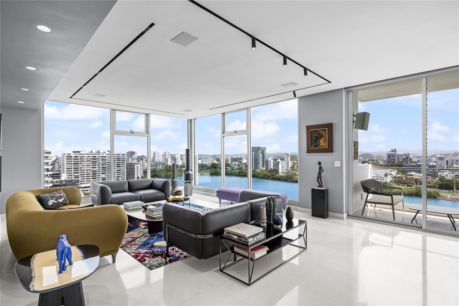 Photo of No Address Listed CONDADO PR 00907