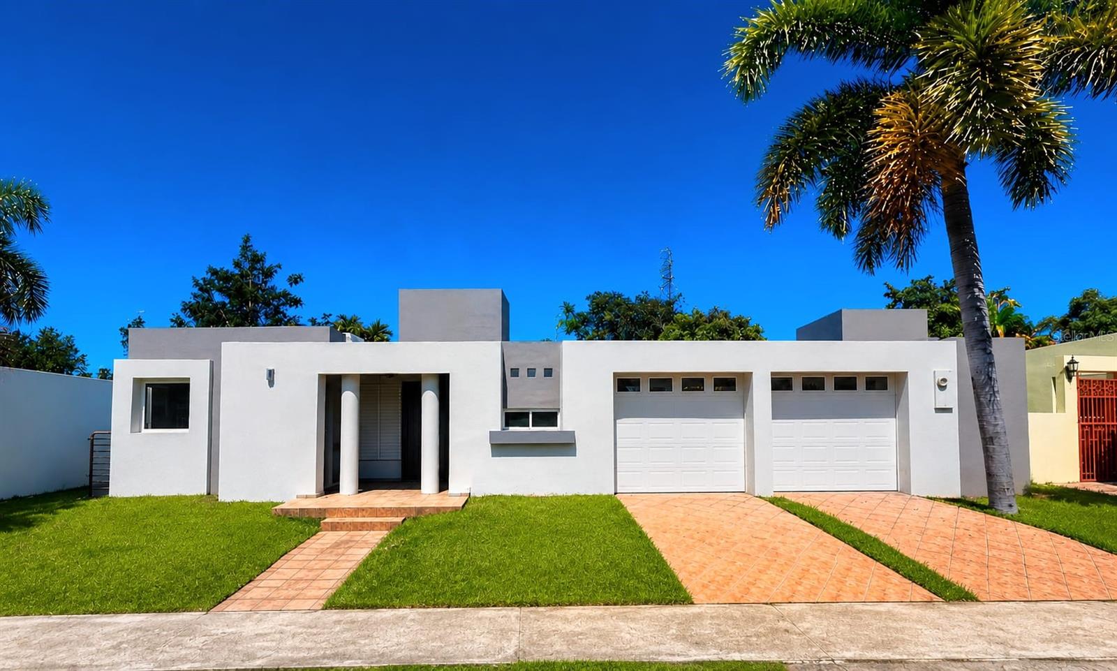 Photo of YAMIL GALIB PASEO LOS ROBLES #1614 MAYAGUEZ PR 00680
