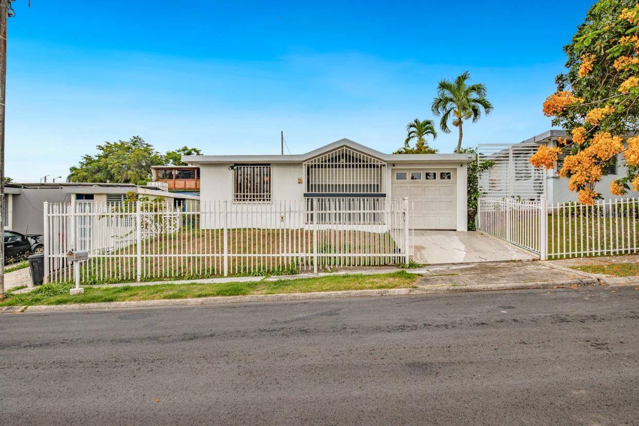 Photo of 3 URB.CUPEY GARDENS #C10 SAN JUAN PR 00926