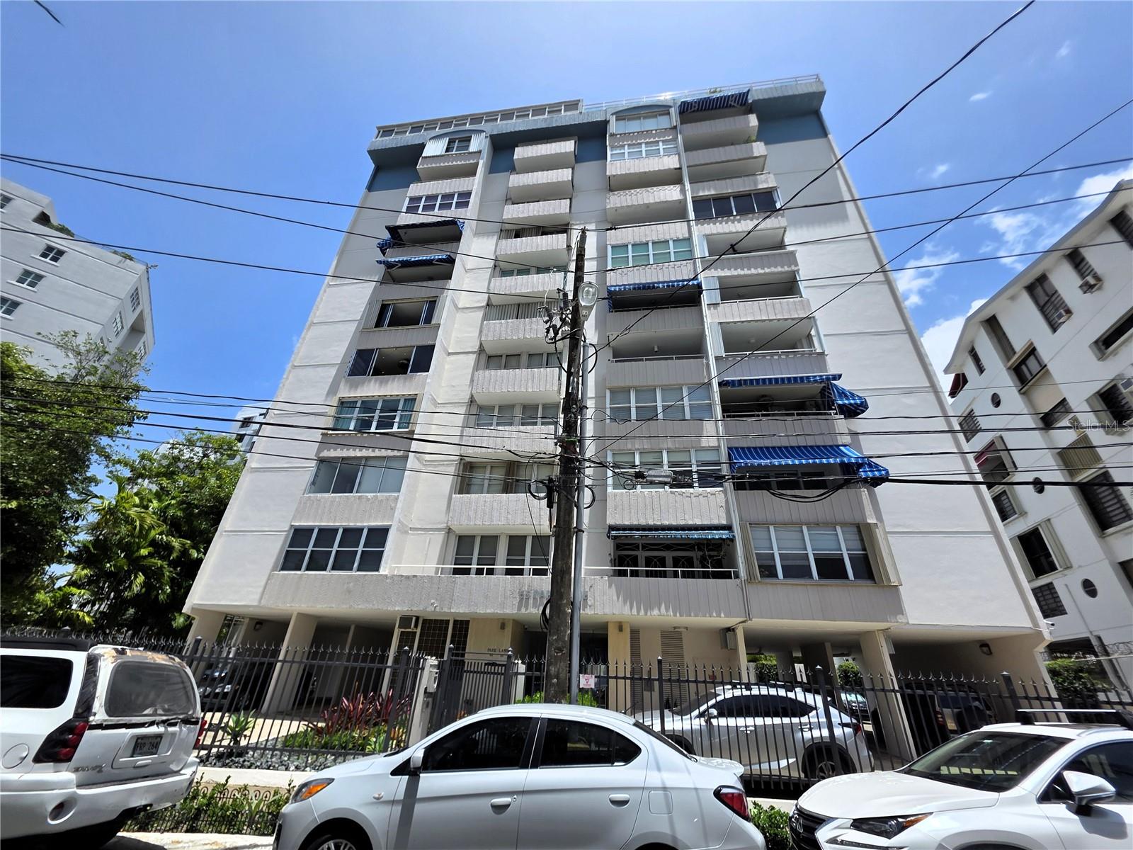 Photo of Cond. Park Lane SANTURCE #802 SAN JUAN PR 00918