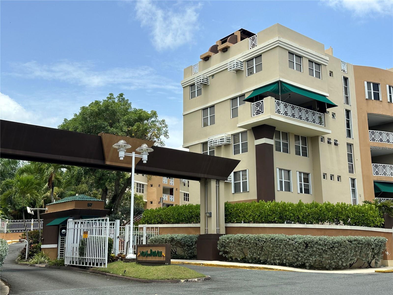 Photo of Villas de Parkville I LOPATEGUI #CCPH1 GUAYNABO PR 00969