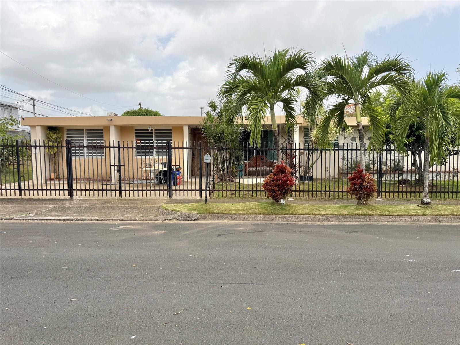 Photo of 33 CALLE DIEGO SALCEDO #1866 SAN JUAN PR 00926