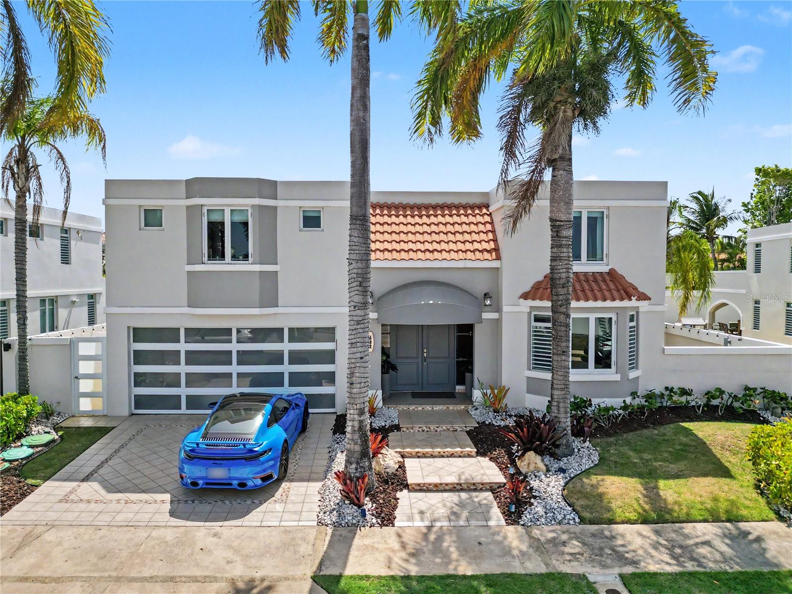 Photo of B11 CALLE MAR CARIBE DORADO PR 00646