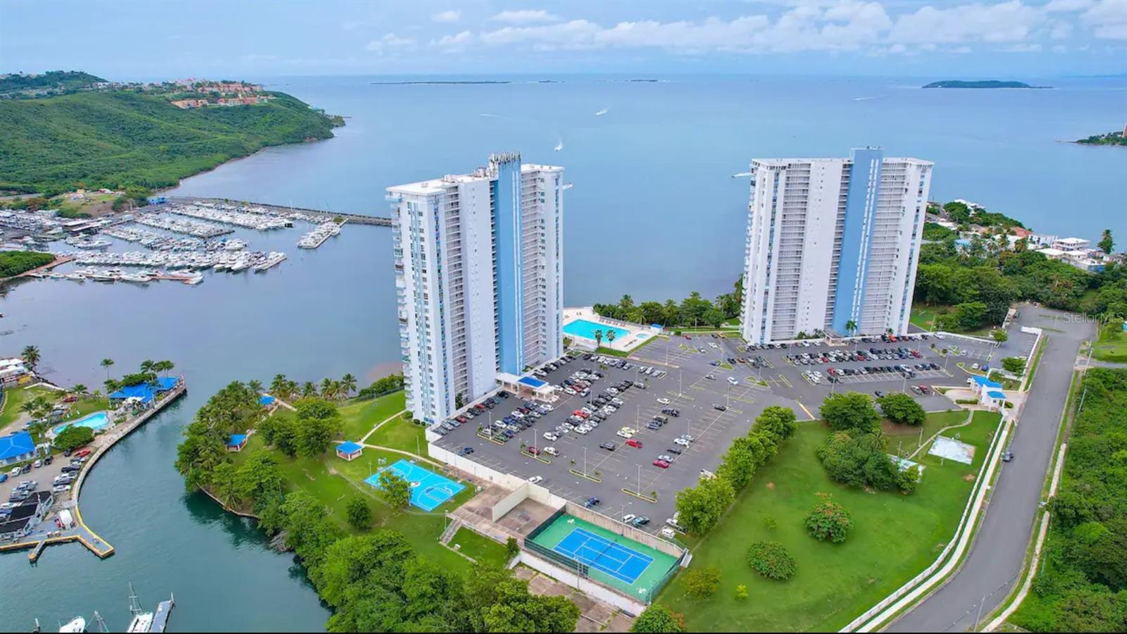 Photo of AVE MARINA VIEW DOS MARINAS II #702 FAJARDO PR 00738