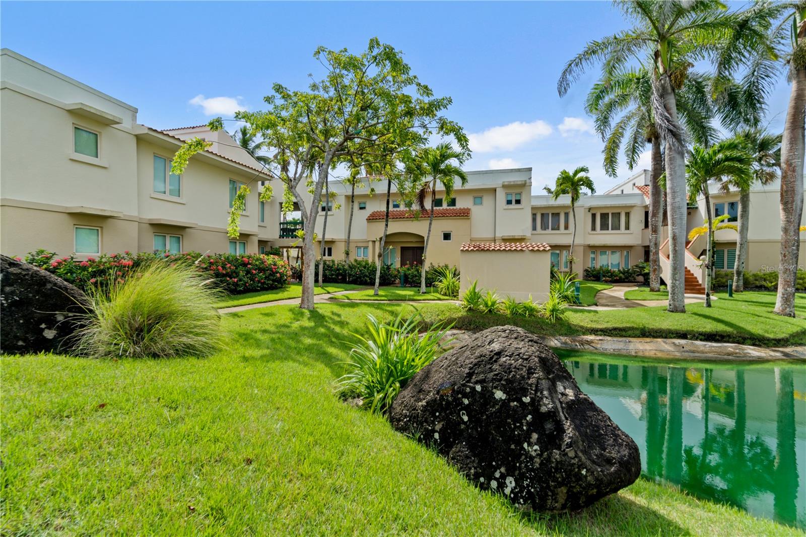 Photo of 86 LAKESIDE VILLAS #H-3 VEGA ALTA PR 00692