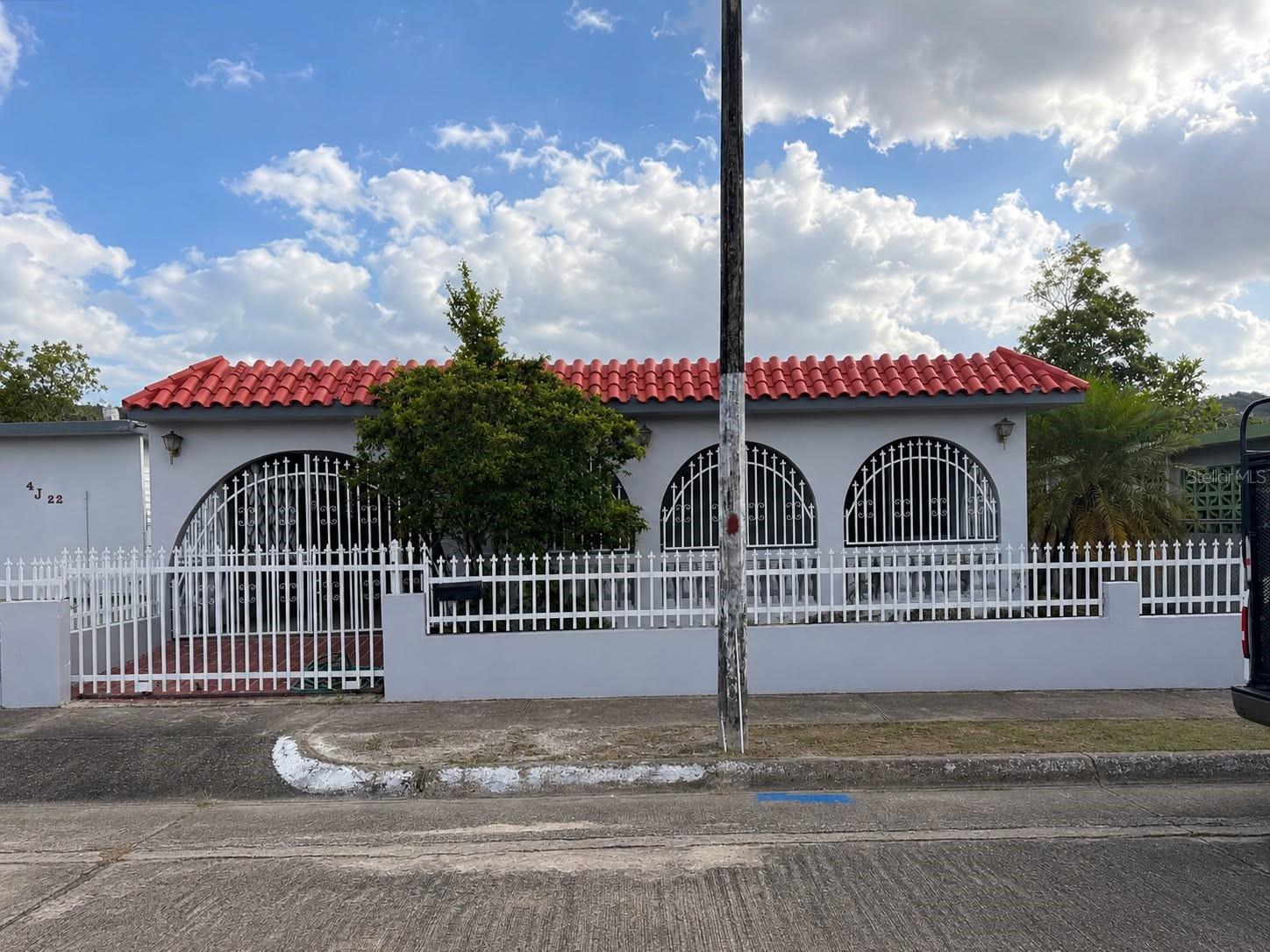 Photo of Calle 5 Blq 4 J 21 VILLAS DEL REY CAGUAS PR 00725