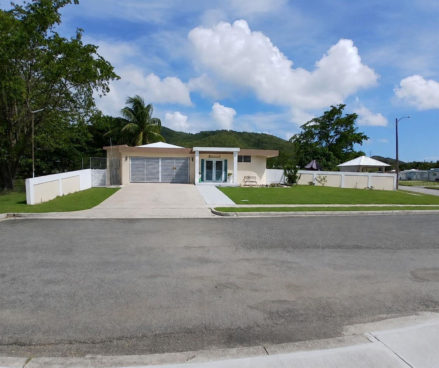 Photo of 3 ROOSEVELT GARDENS CEIBA PR 00735