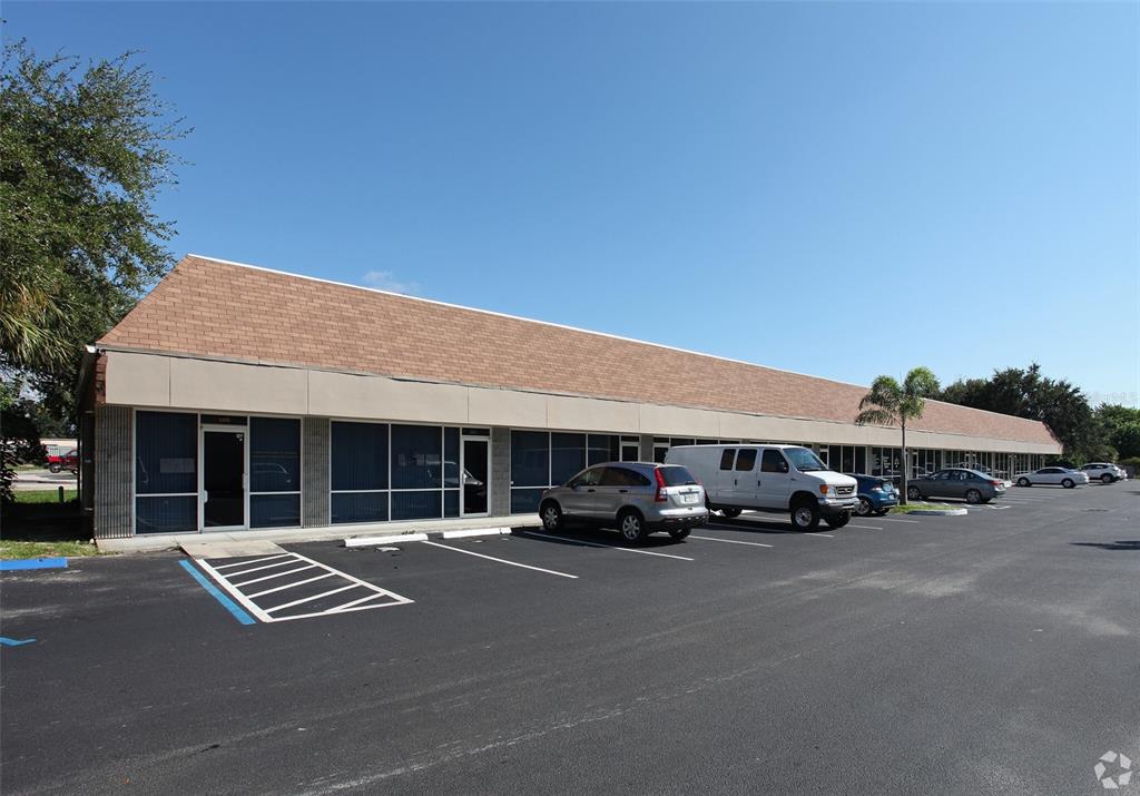 Photo of 1402 OLD DIXIE HIGHWAY VERO BEACH FL 32962