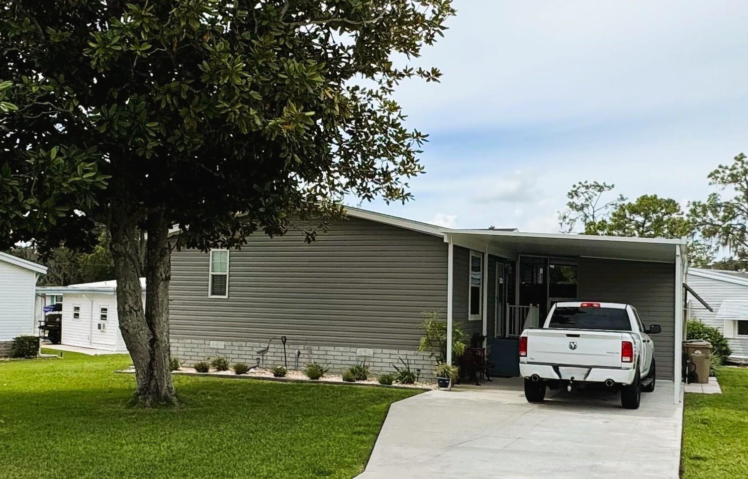 Photo of 102 DOGWOOD TRAIL LEESBURG FL 34748