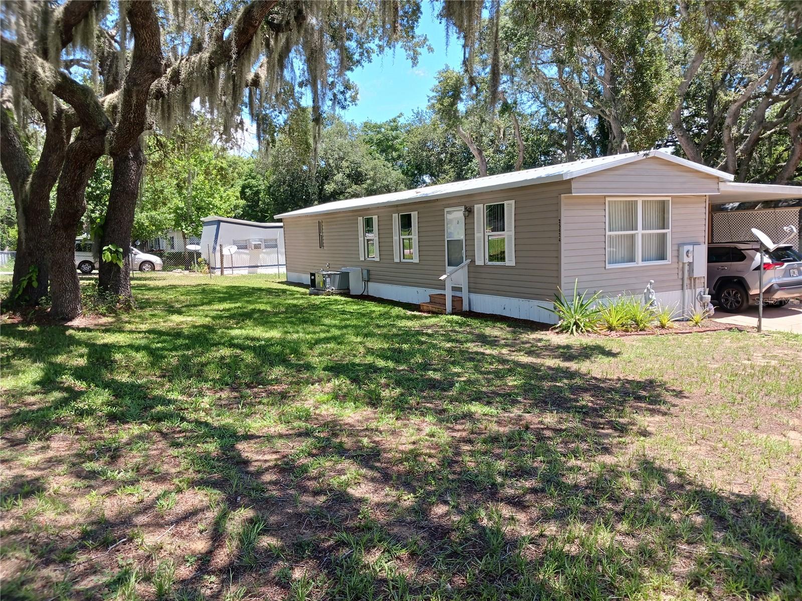 Photo of 25624 MADISON STREET ASTATULA FL 34705