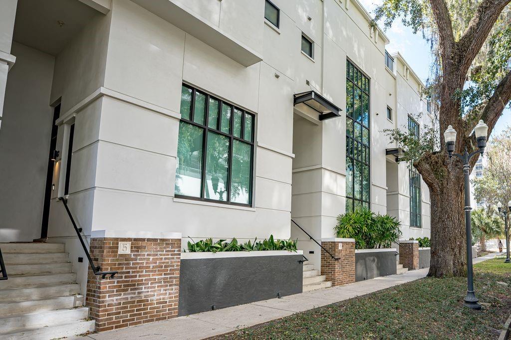 Photo of 460 E JACKSON STREET #2 ORLANDO FL 32801