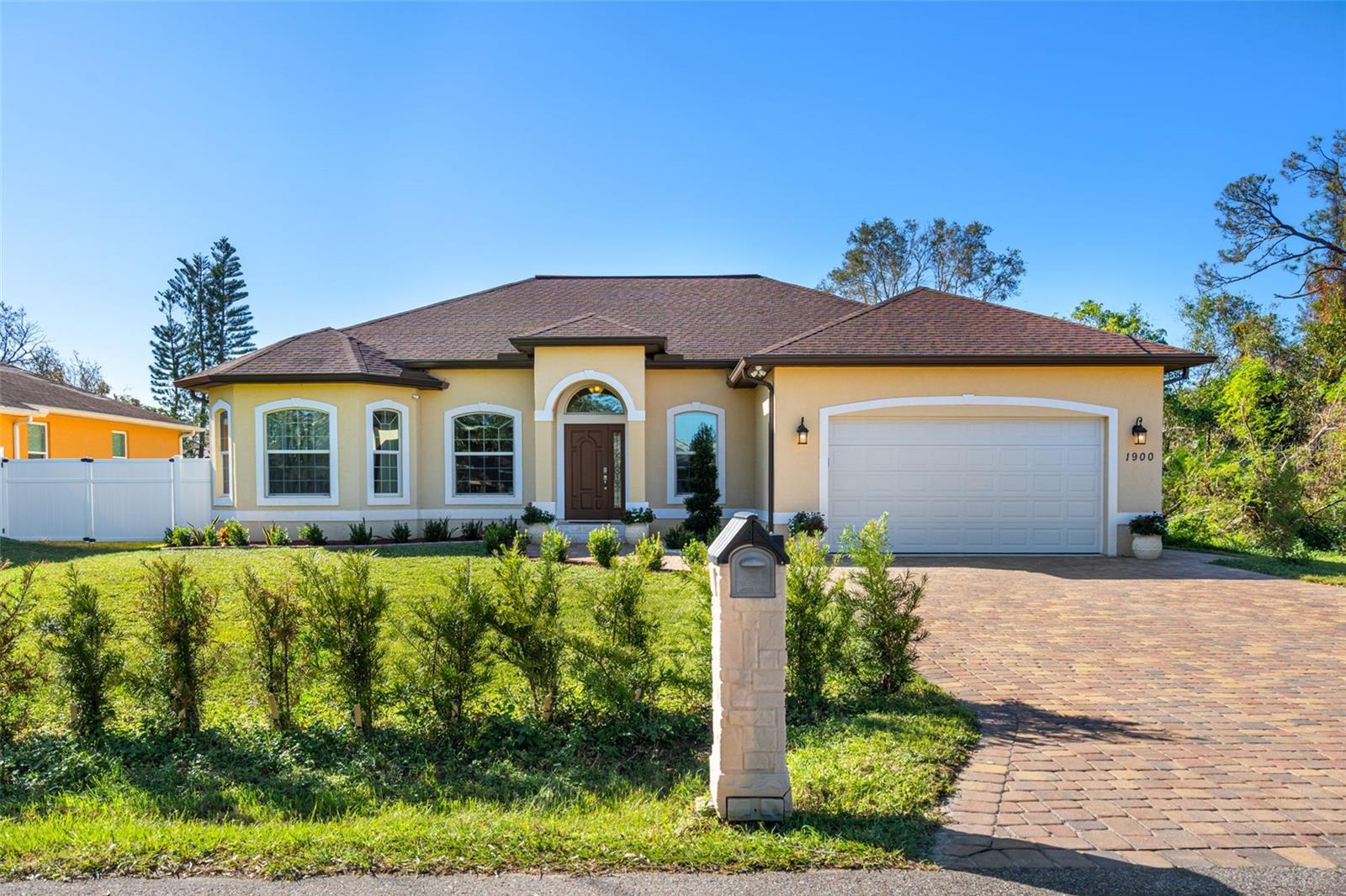 Photo of 1900 COLLEEN STREET SARASOTA FL 34231