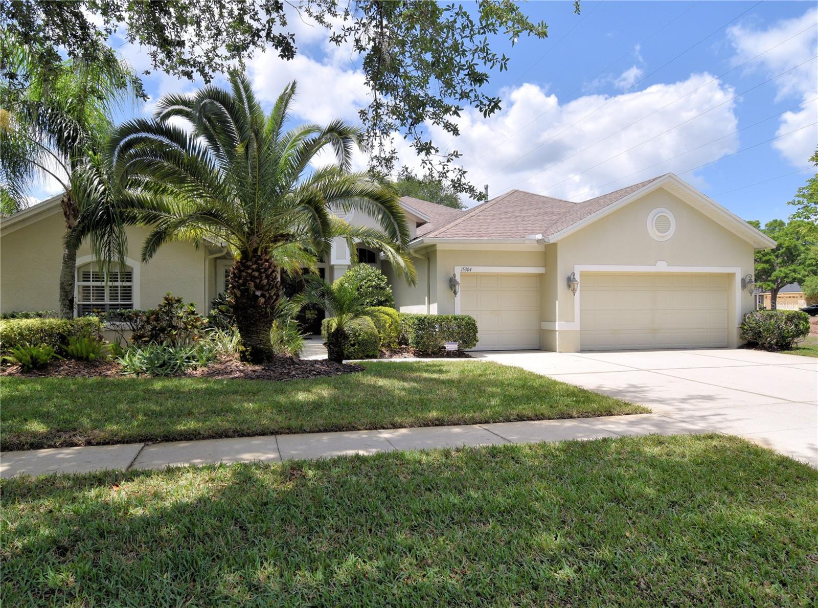 Photo of 15304 BELLAMY ROAD TAMPA FL 33625