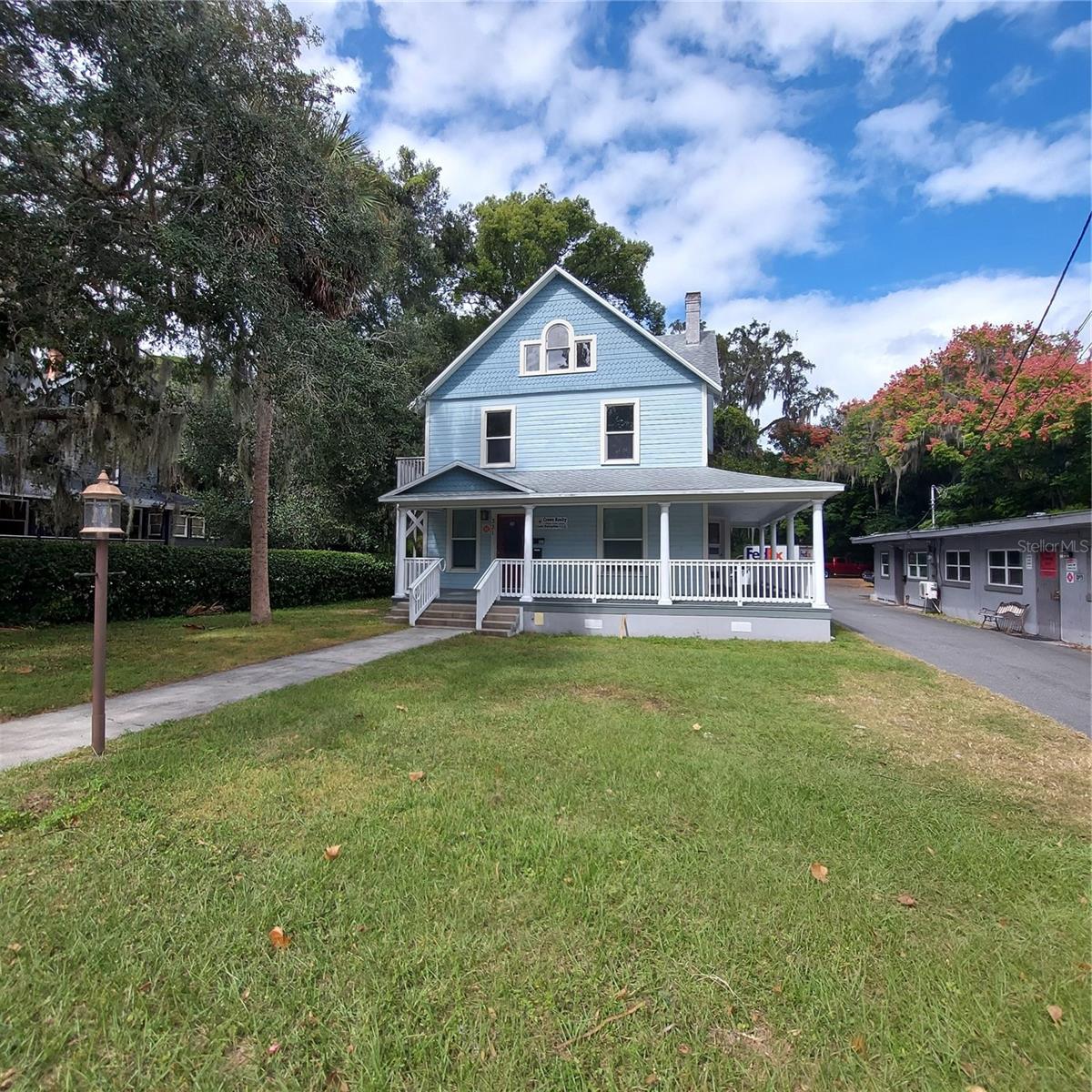 Photo of 331 W NEW YORK AVENUE DELAND FL 32720