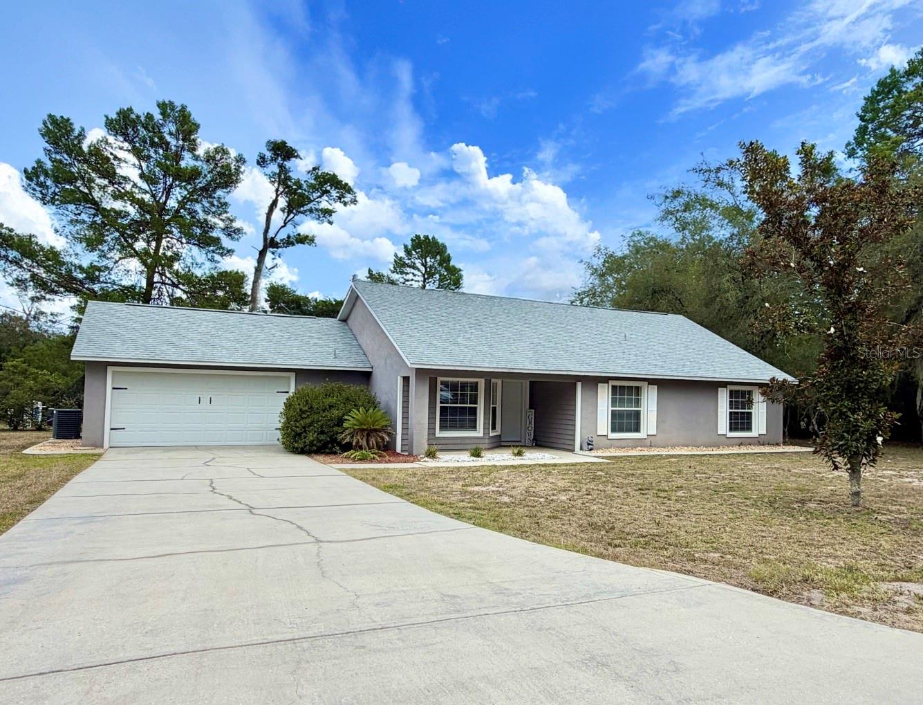 Photo of 13 FISHER TRAIL TERRACE OCKLAWAHA FL 32179