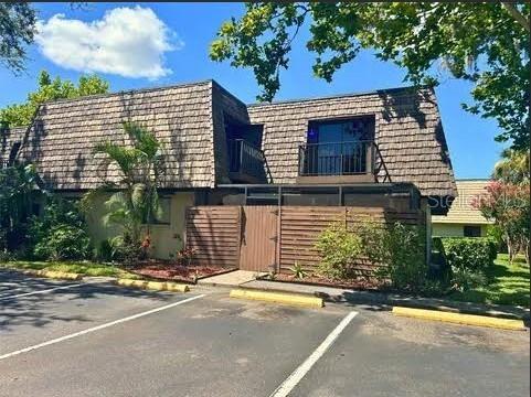 Photo of 15202 E POND WOODS DRIVE #9 TAMPA FL 33618