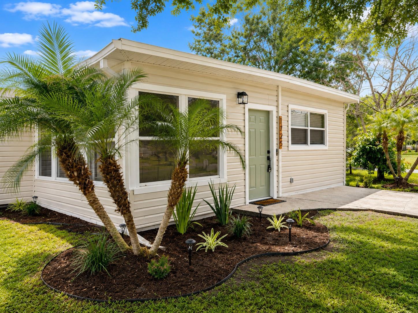 Photo of 1725 PARK DRIVE LAKELAND FL 33803