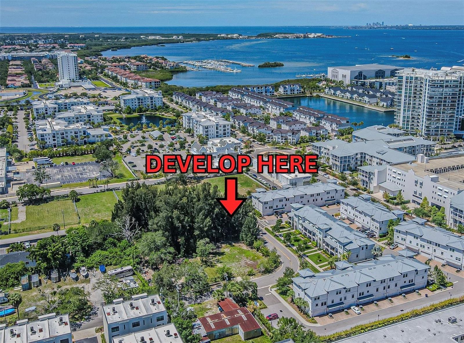 Photo of 4904 W PAUL AVENUE TAMPA FL 33611