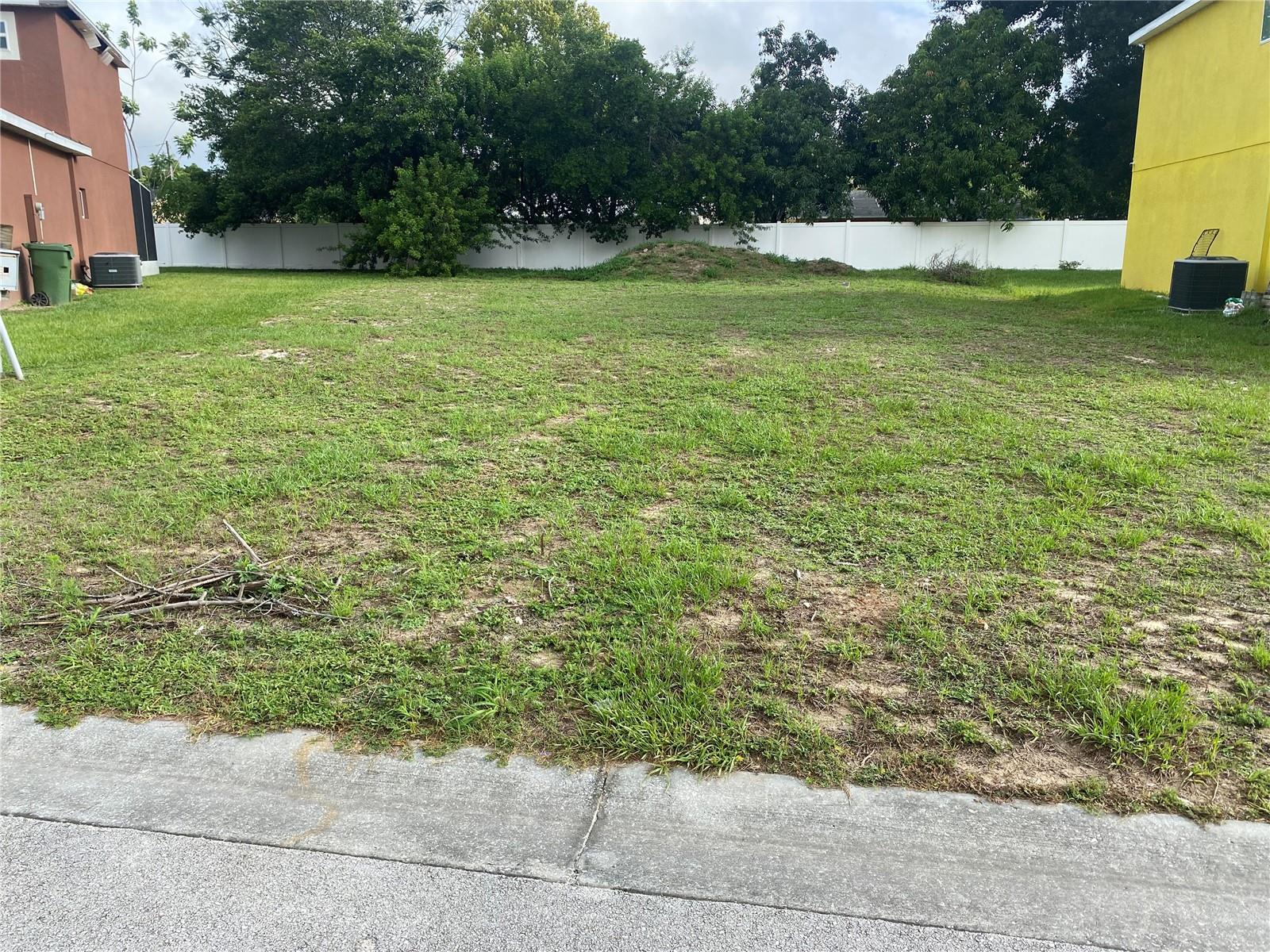 Photo of 1304 SALISBURY DRIVE WINTER HAVEN FL 33881