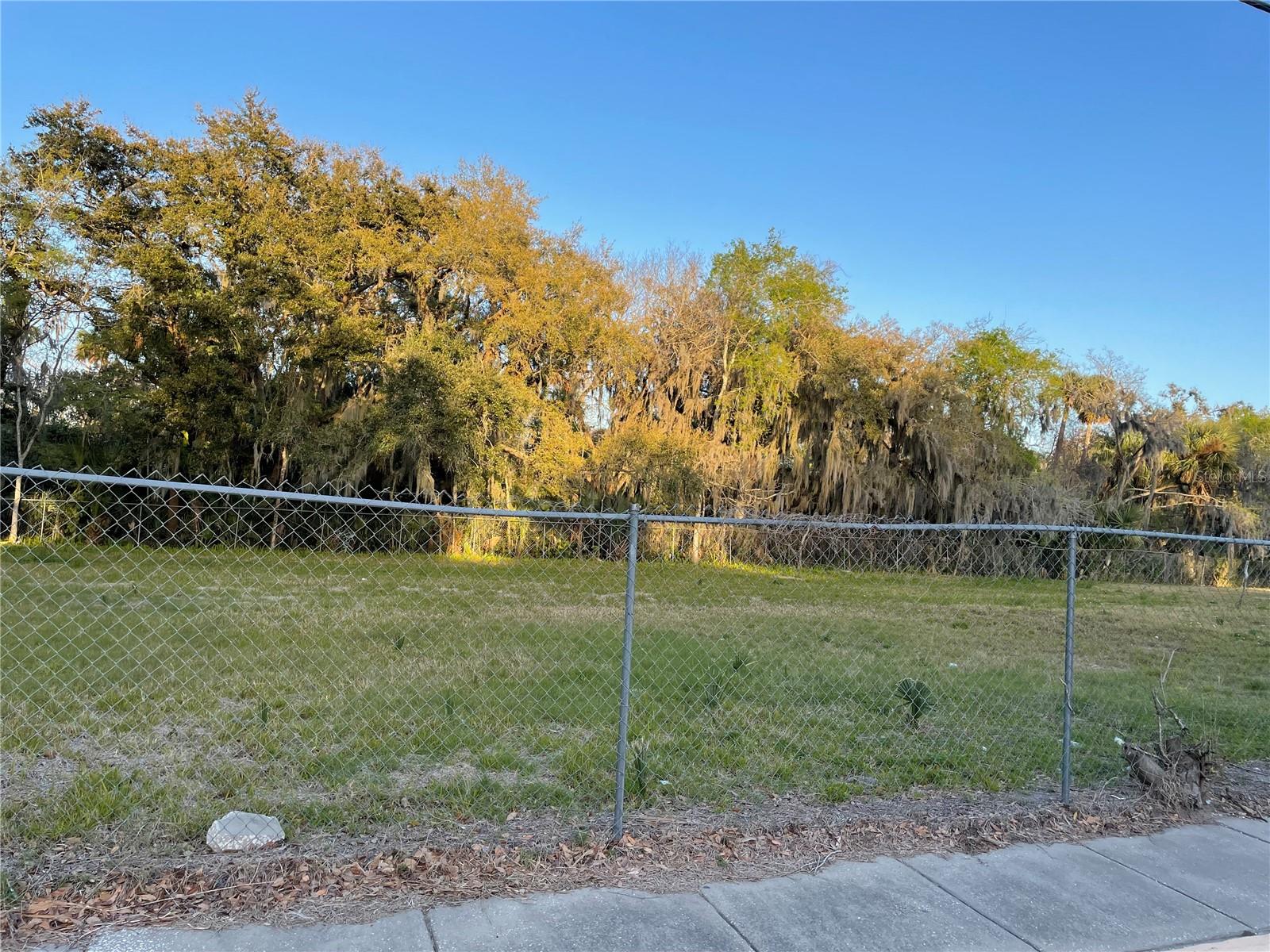 Photo of 735 S MARTIN LUTHER KING BOULEVARD DAYTONA BEACH FL 32114