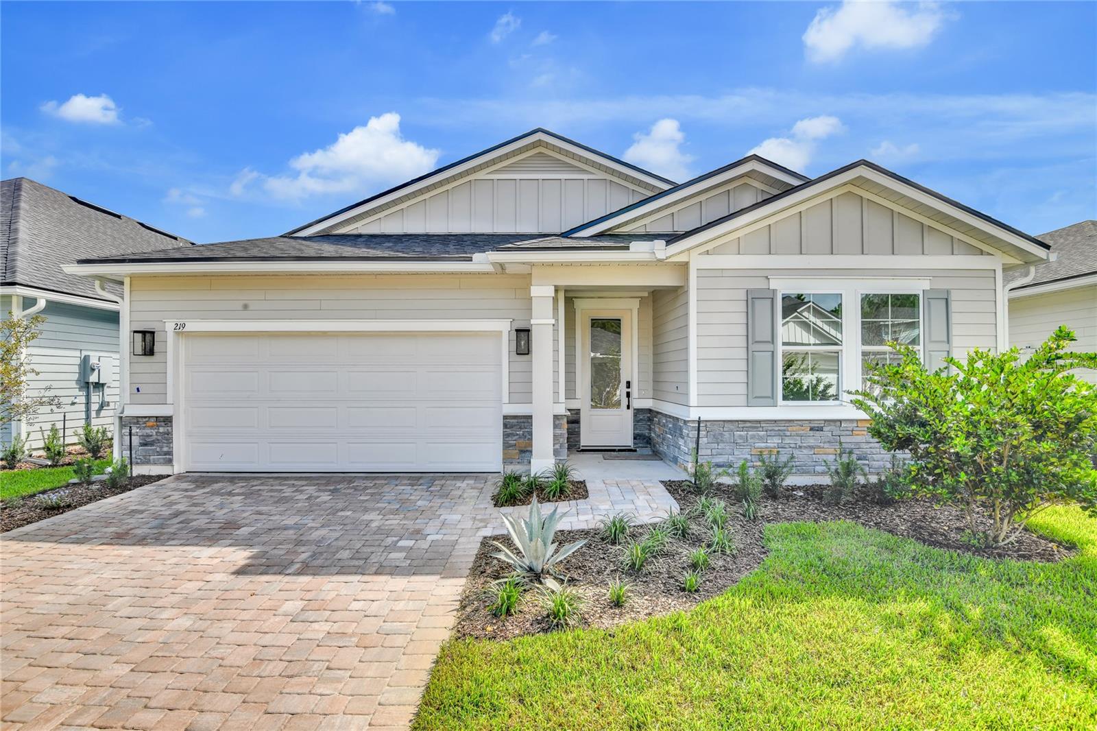 Photo of 219 THORNBERRY WAY PALM COAST FL 32164