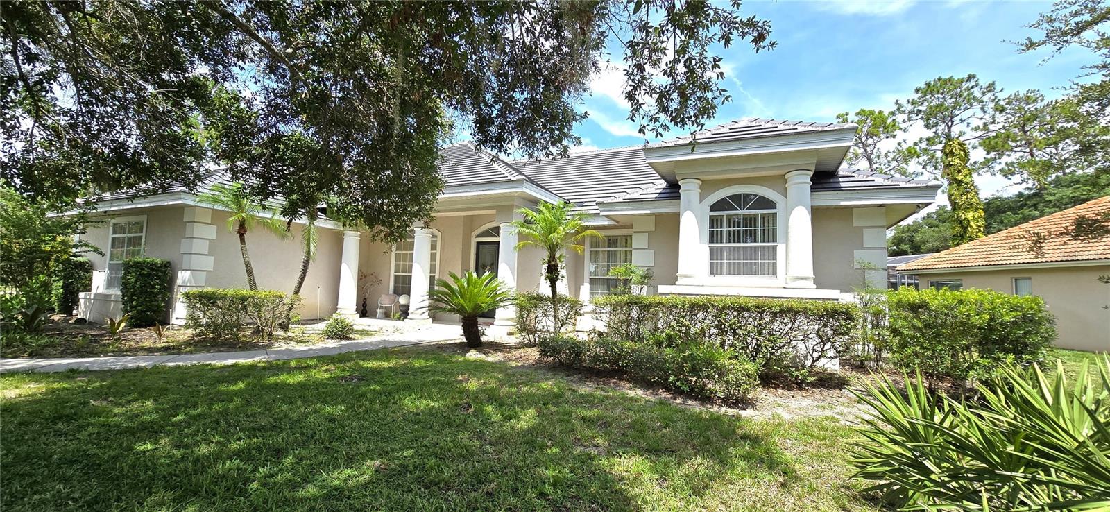 Photo of 9797 CAMBERLEY CIRCLE ORLANDO FL 32836