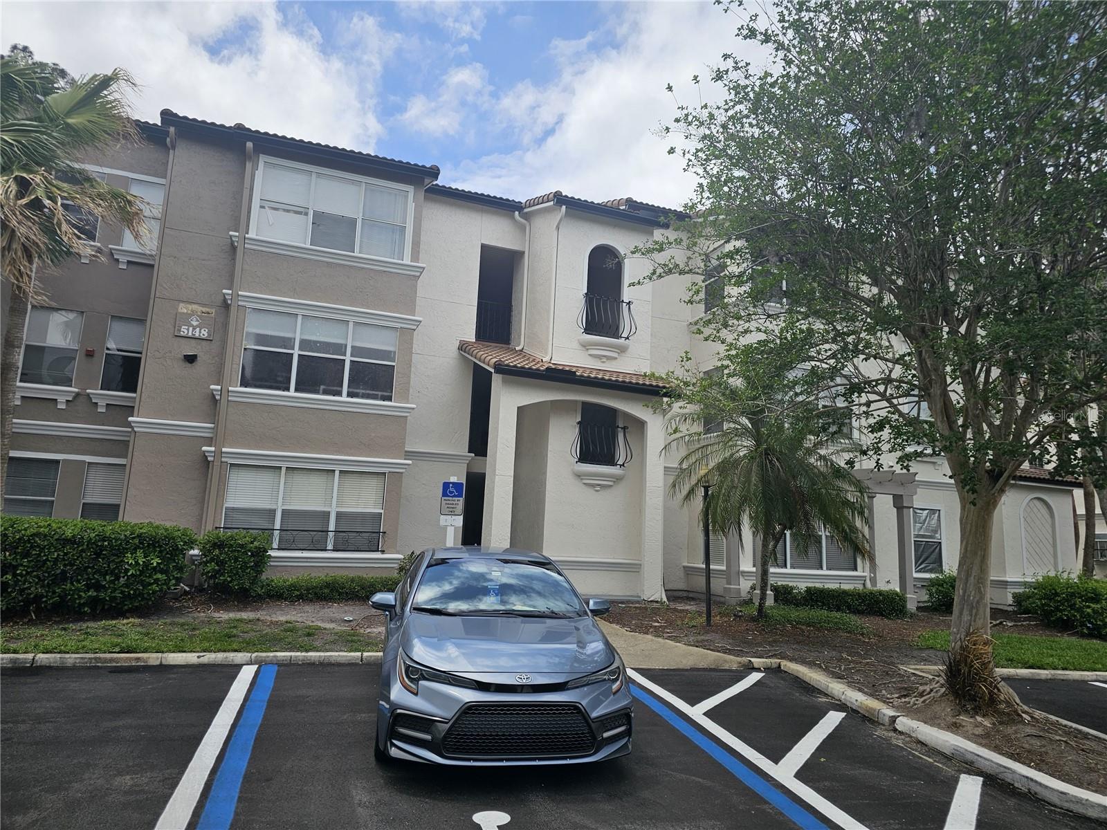 Photo of 5132 CONROY ROAD #932 ORLANDO FL 32811