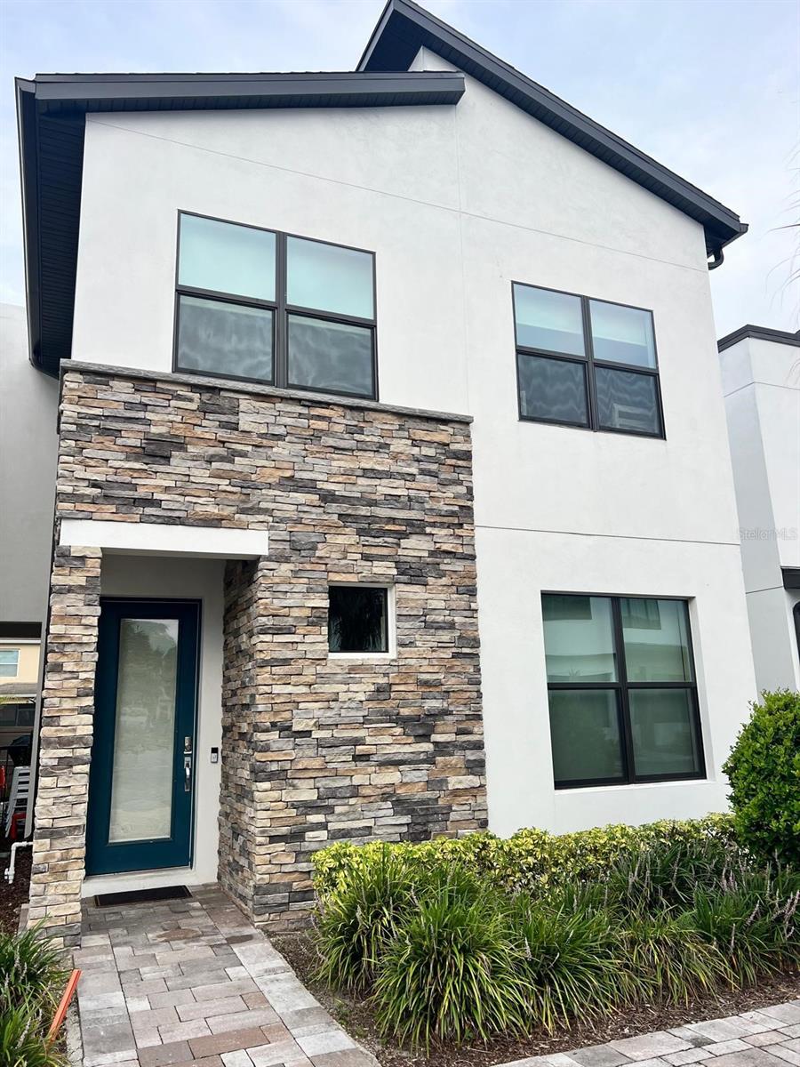 Photo of 136 VILLA DOMANI CIRCLE DAVENPORT FL 33896