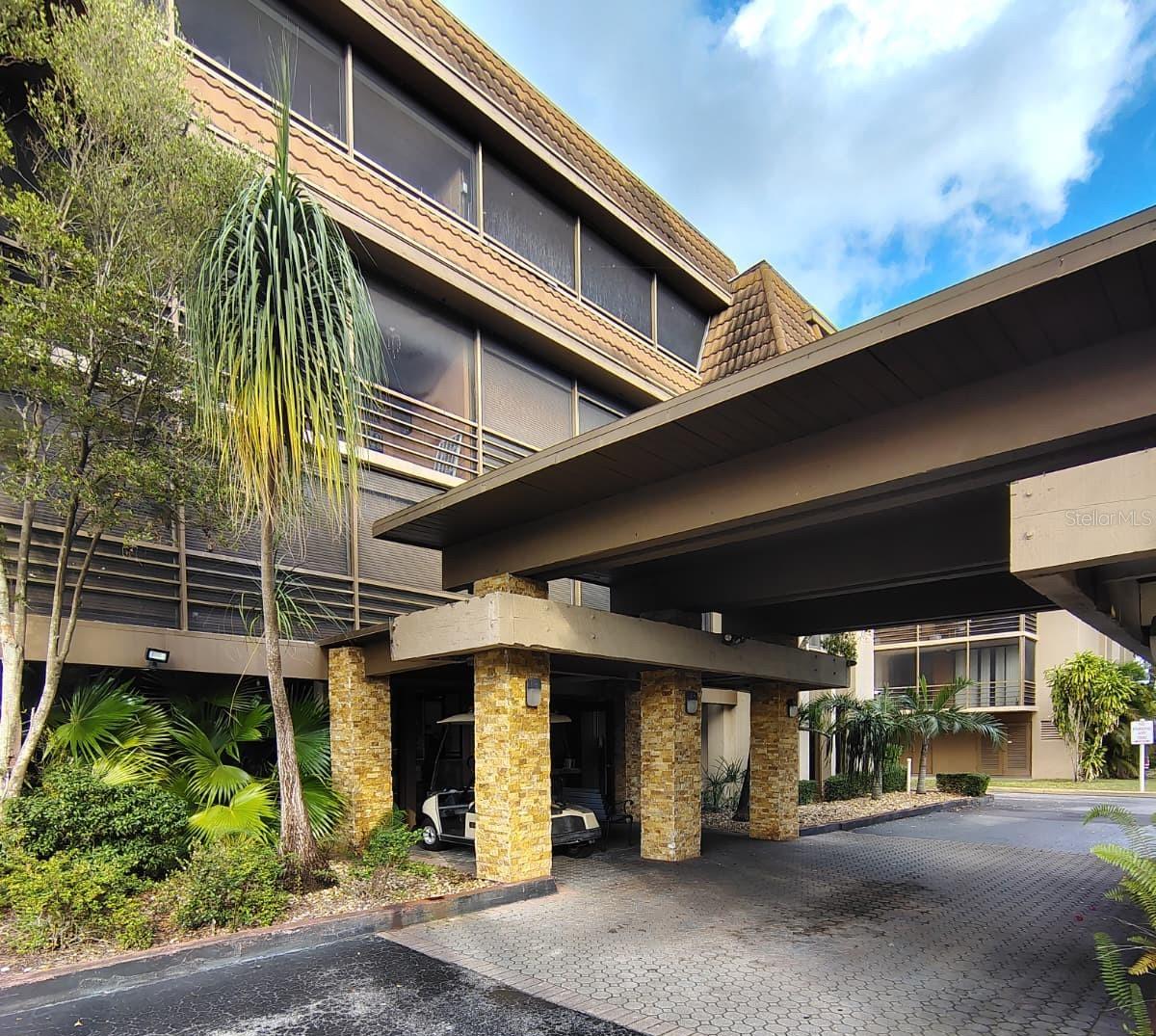 Photo of 661 NE 195TH STREET #402 MIAMI FL 33179