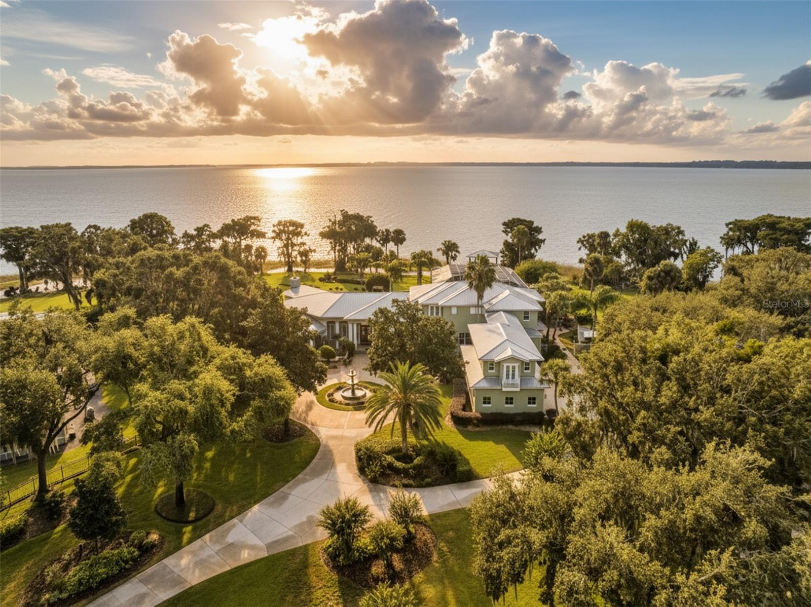 Photo of 30215 REDTREE DRIVE LEESBURG FL 34748