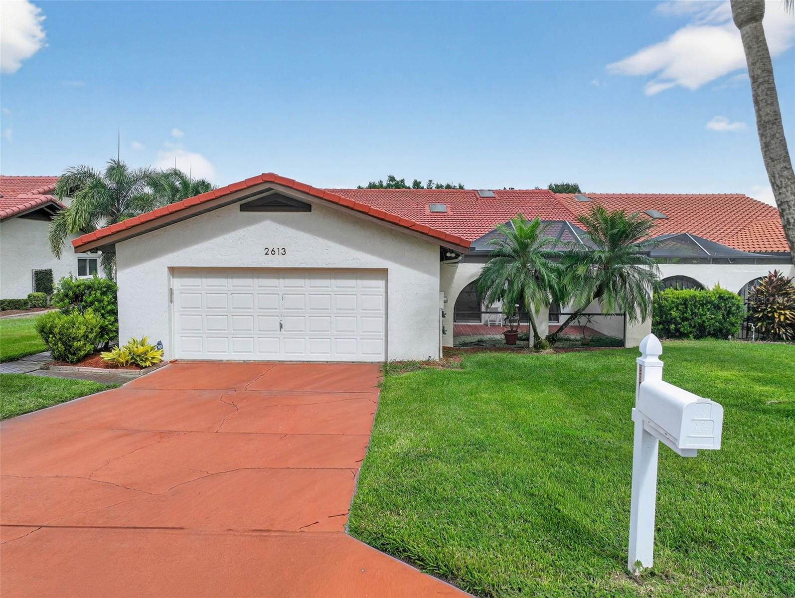 Photo of 2613 SUNBURST COURT LAKE WALES FL 33898