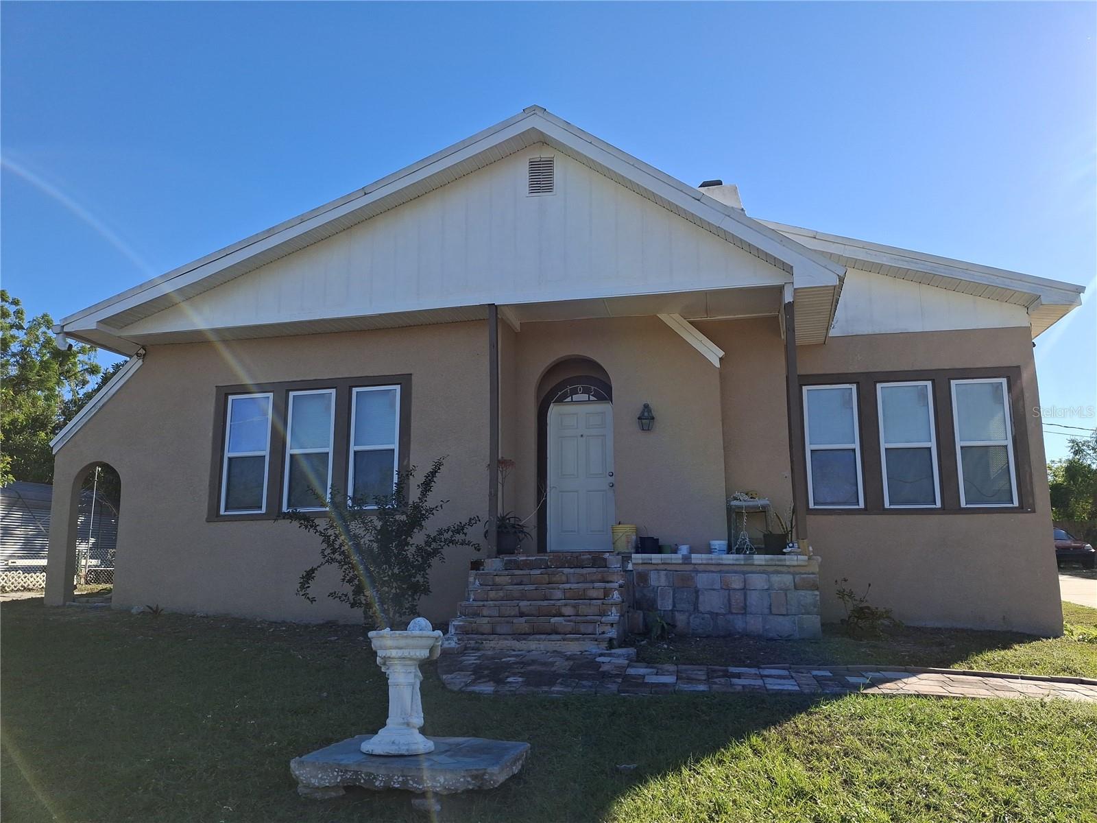 Photo of 103 GORDON DRIVE HAINES CITY FL 33844