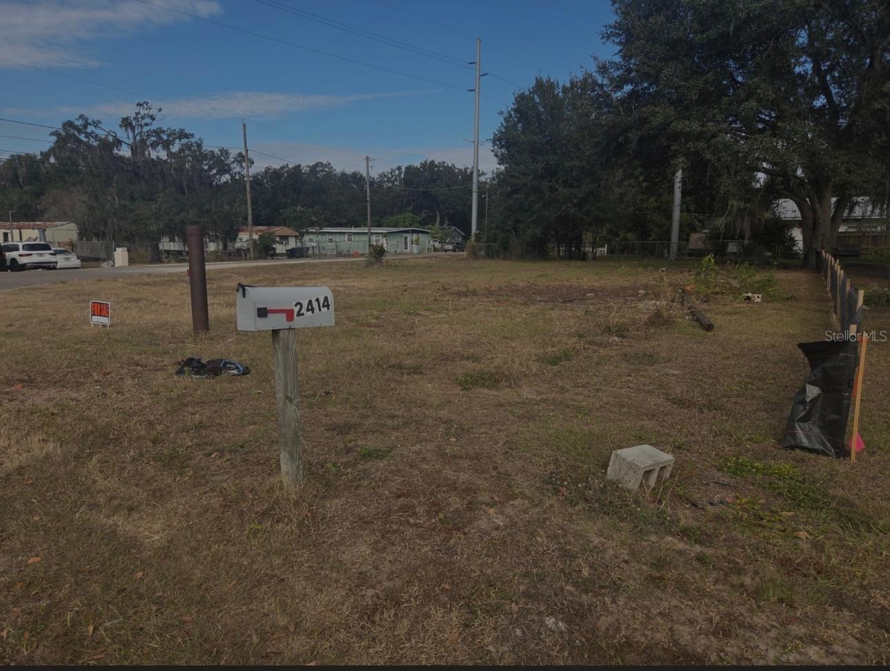 Photo of 2420 GERTIES ROAD BARTOW FL 33830