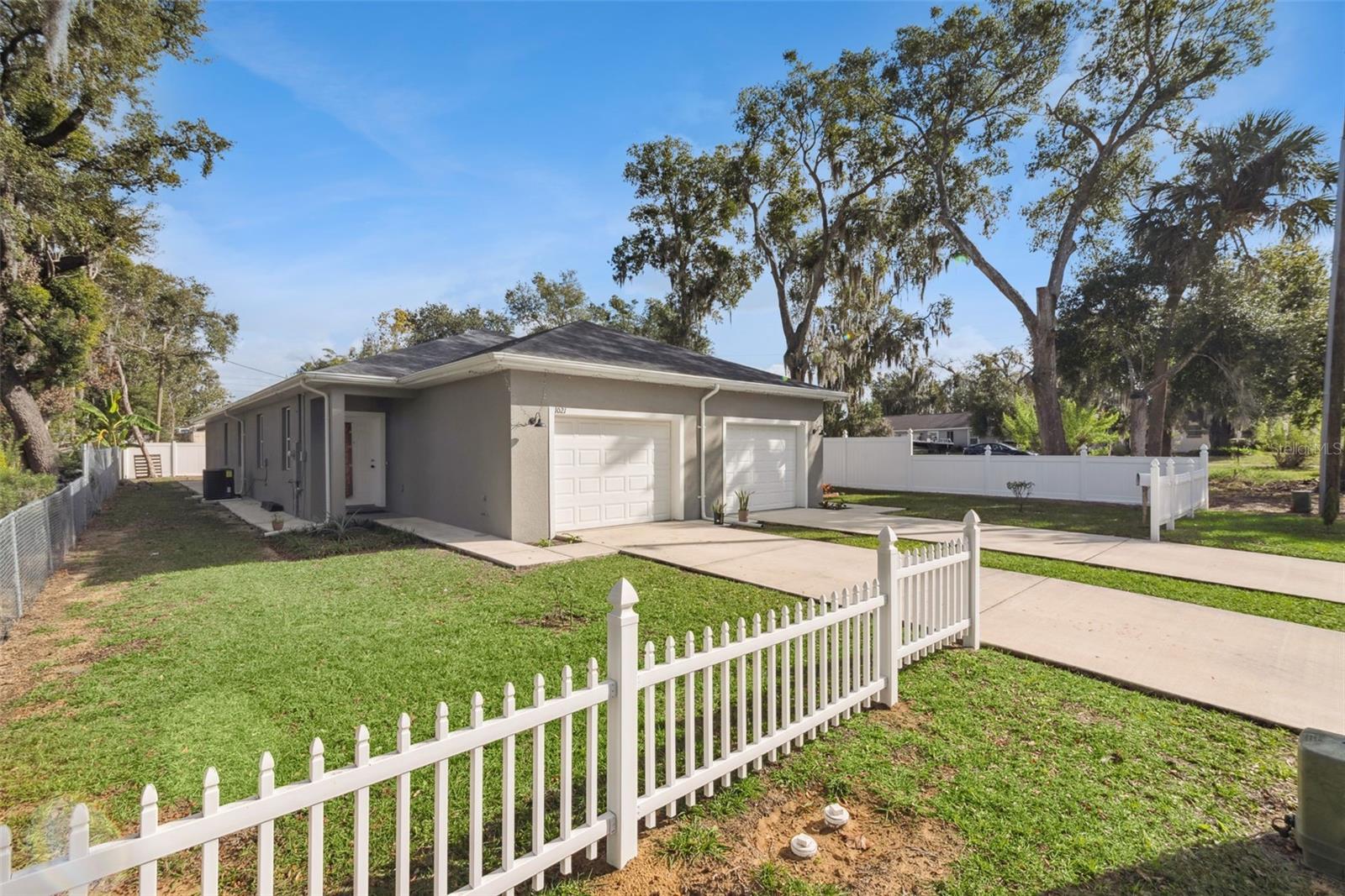 Photo of 1021/1023 TITCOMB STREET EUSTIS FL 32726