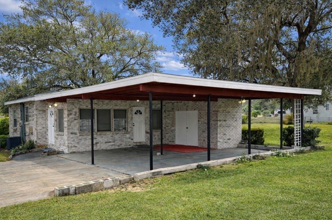 Photo of 118 E PINE STREET DAVENPORT FL 33837