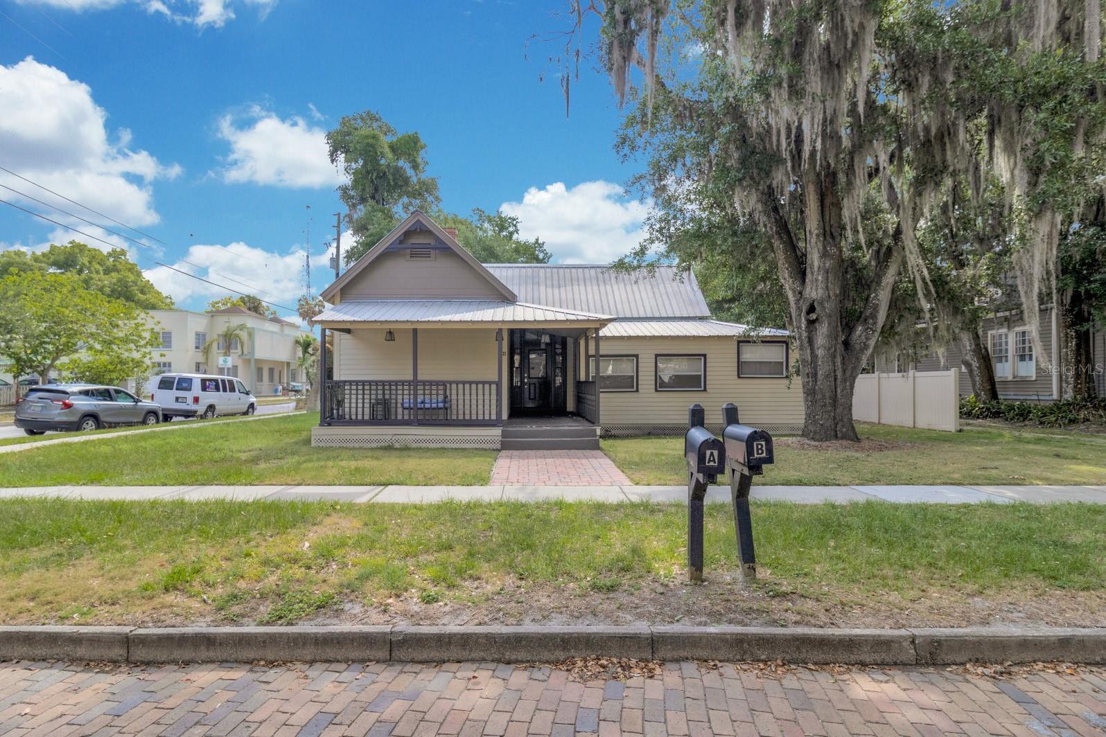 Photo of 21 N BEAUMONT AVENUE KISSIMMEE FL 34741