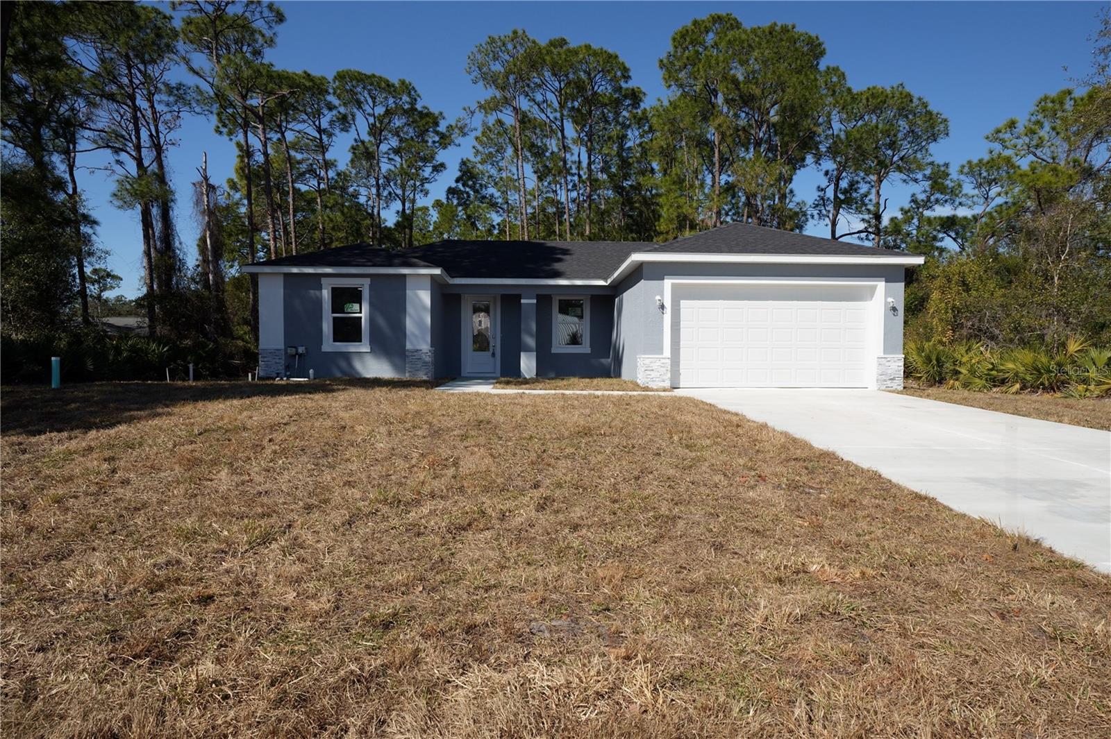 Photo of 1013 ASTON-MARTIN DRIVE SEBRING FL 33872