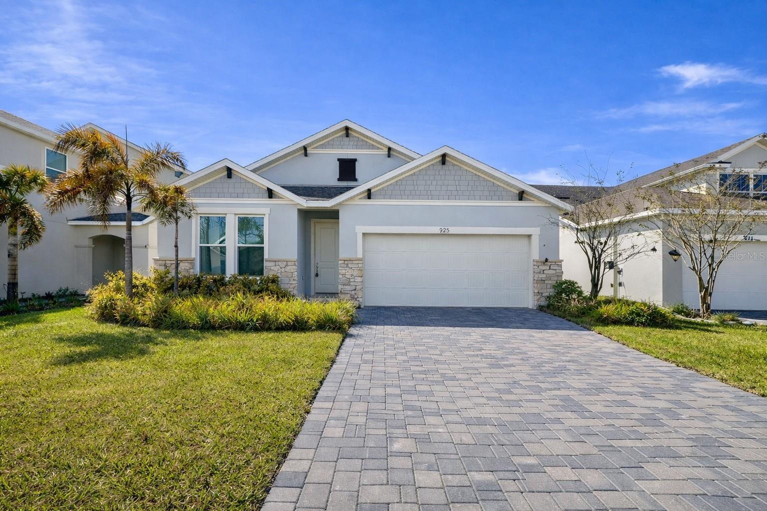 Photo of 975 VINEYARD RIDGE ROAD MINNEOLA FL 34715