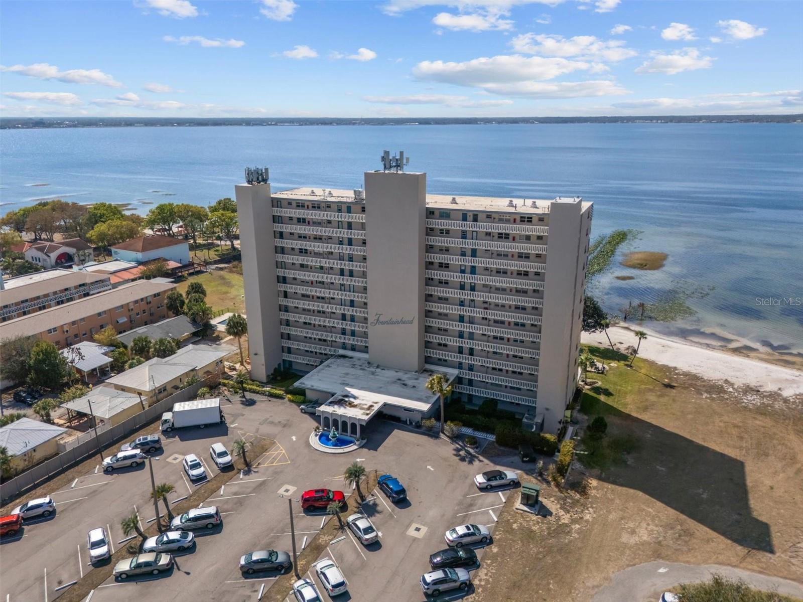 Photo of 2131 LAKEVIEW DRIVE #904 SEBRING FL 33870