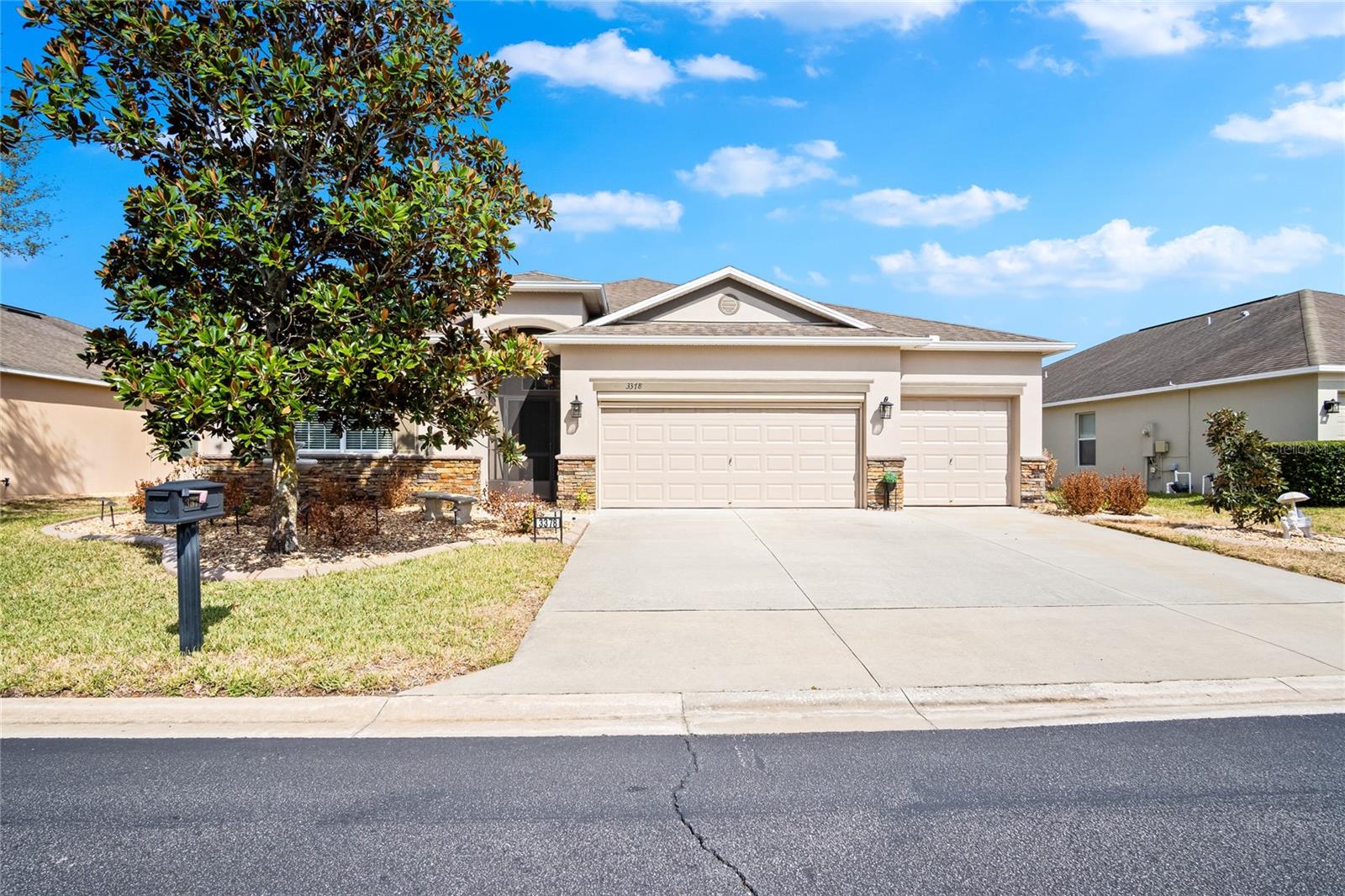 Photo of 3378 CORTLAND DRIVE DAVENPORT FL 33837