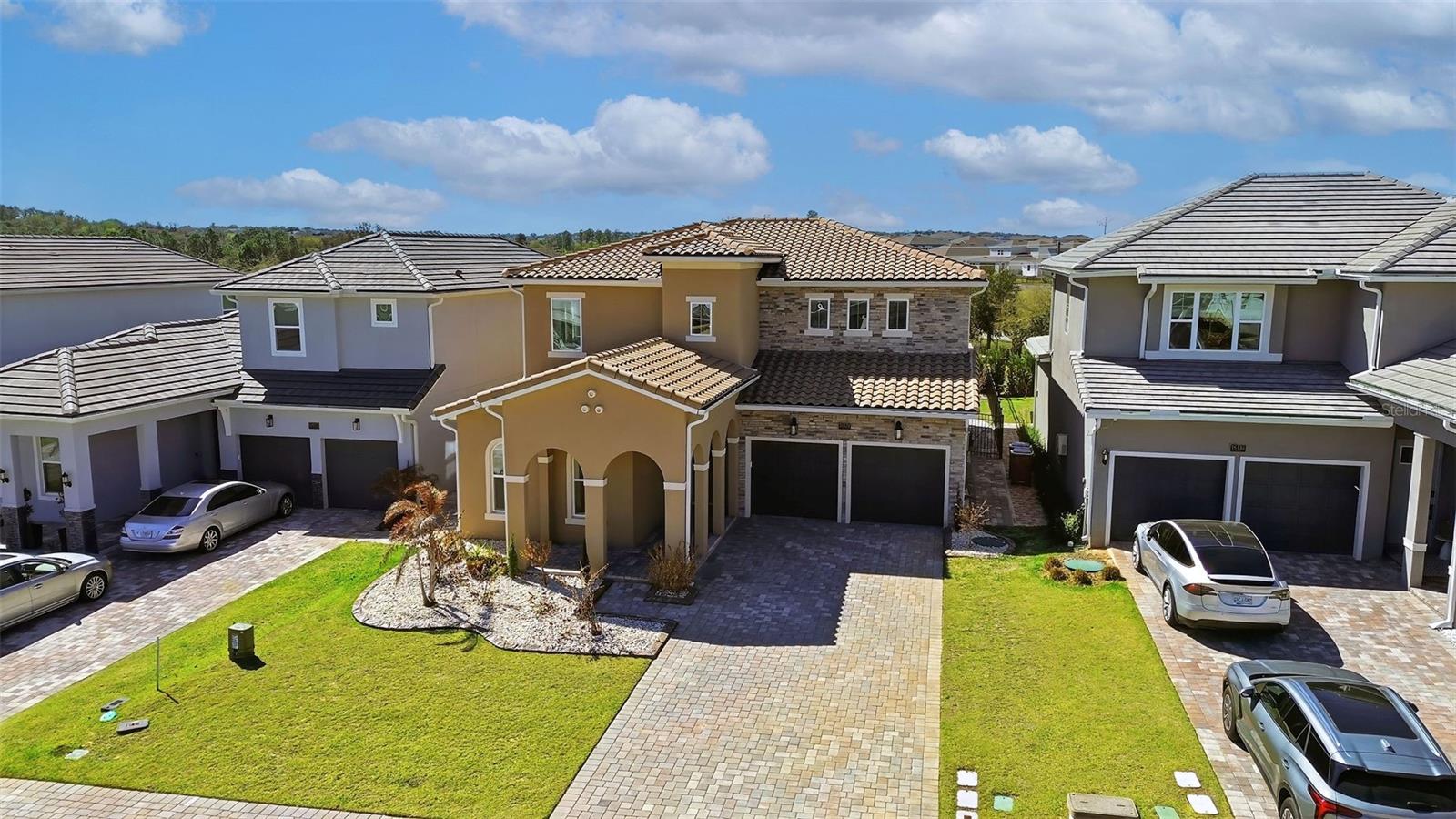Photo of 16131 VOLTERRA POINT BELLA COLLINA FL 34756