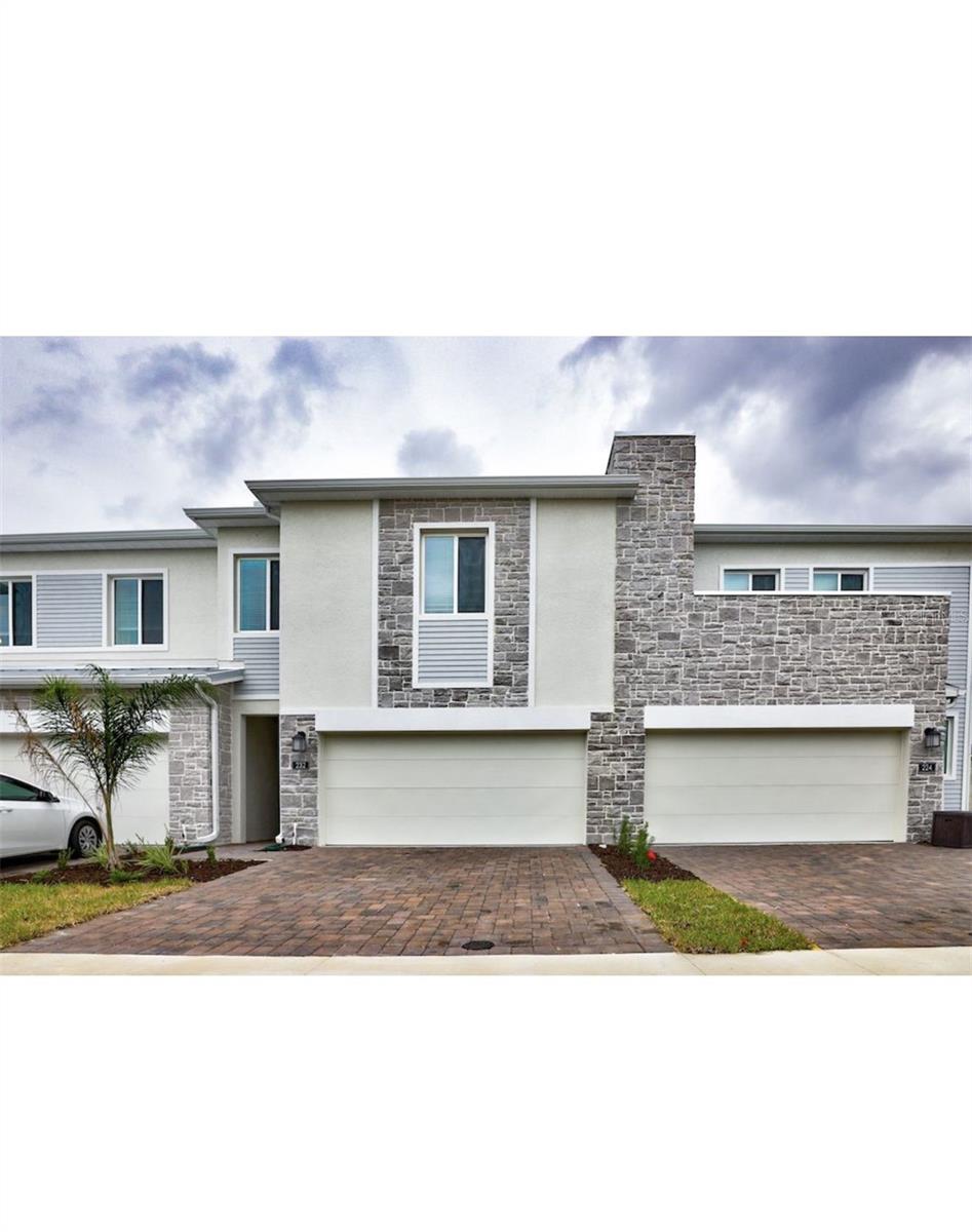 Photo of 232 NINE IRON DRIVE DAVENPORT FL 33896
