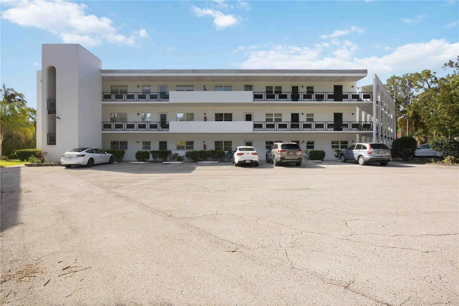 Photo of 100 EL CAMINO DRIVE #101 WINTER HAVEN FL 33884