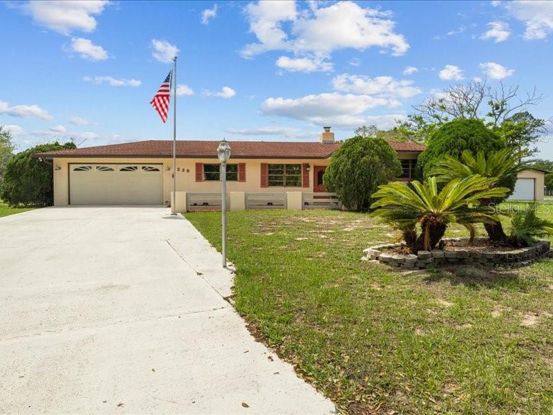 Photo of 230 S LAKE STARR BOULEVARD LAKE WALES FL 33898