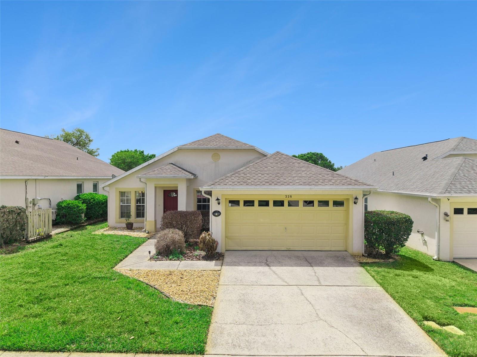 Photo of 228 TROON CIRCLE DAVENPORT FL 33897