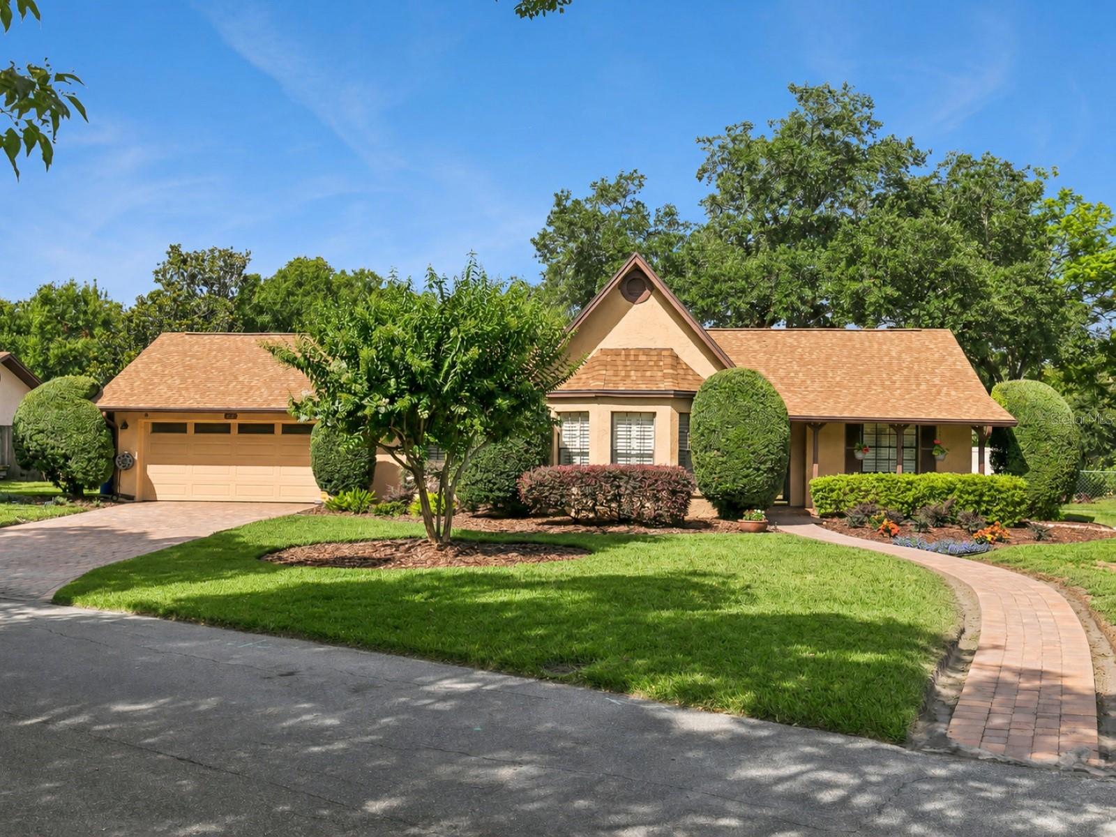 Photo of 614 CYPRESS COURT ST CLOUD FL 34769
