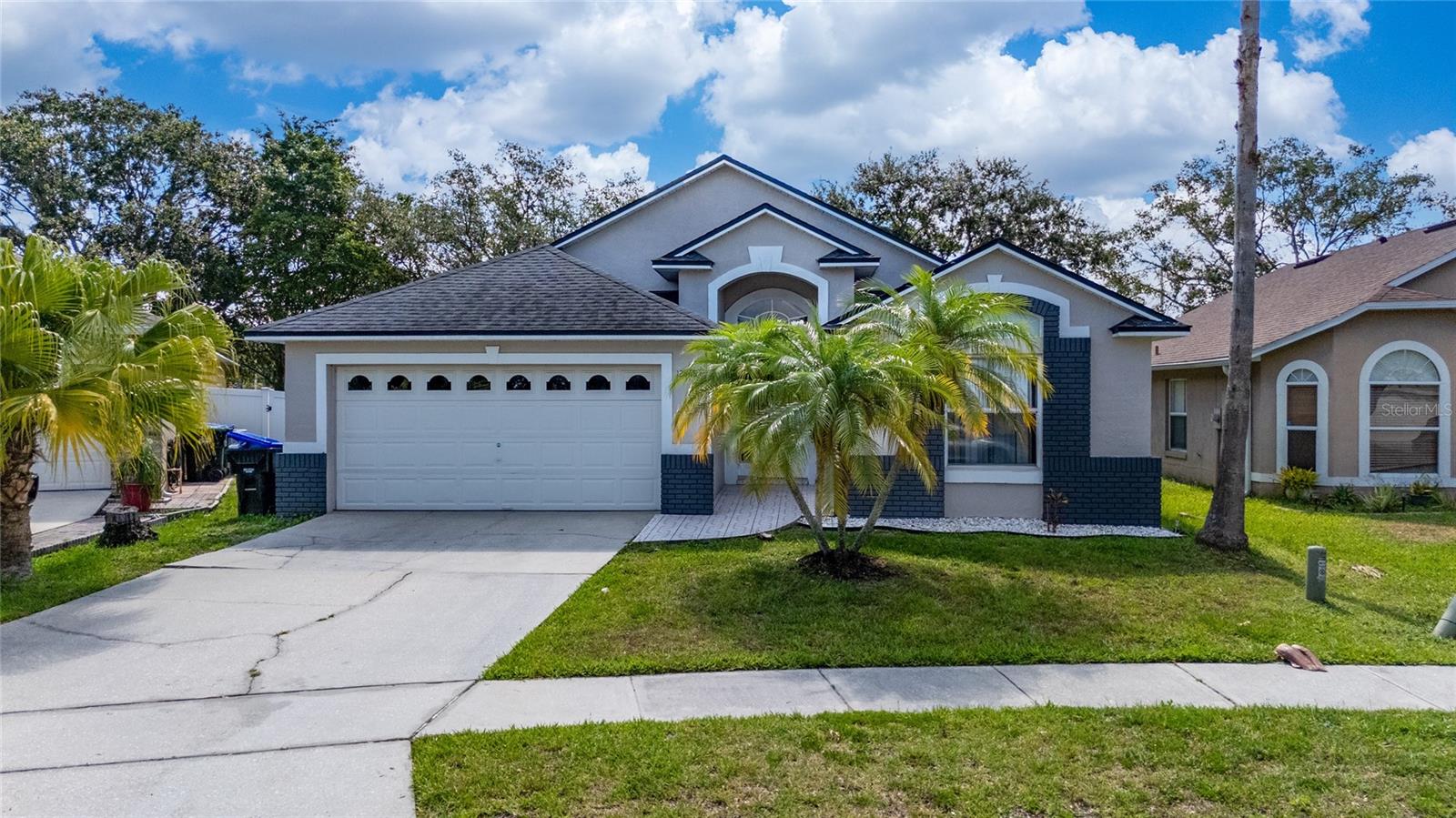 Photo of 12868 GETTYSBURG CIRCLE ORLANDO FL 32837